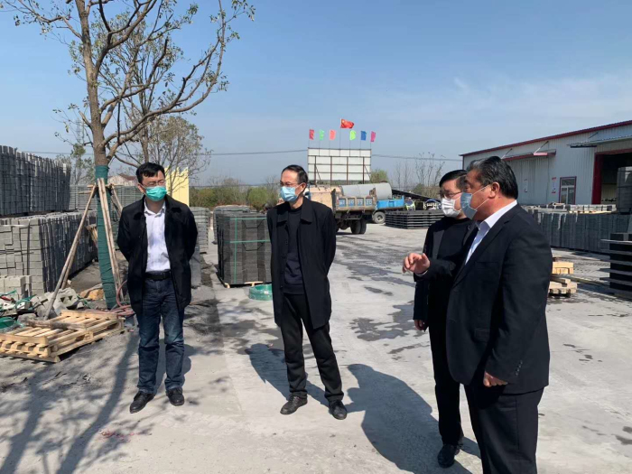 3月17日上午，巢湖市政協(xié)王主席，散兵鎮(zhèn)黨委胡書(shū)記調(diào)研我企業(yè)復(fù)工情況